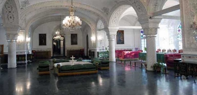 Sahebgharanieh Palace