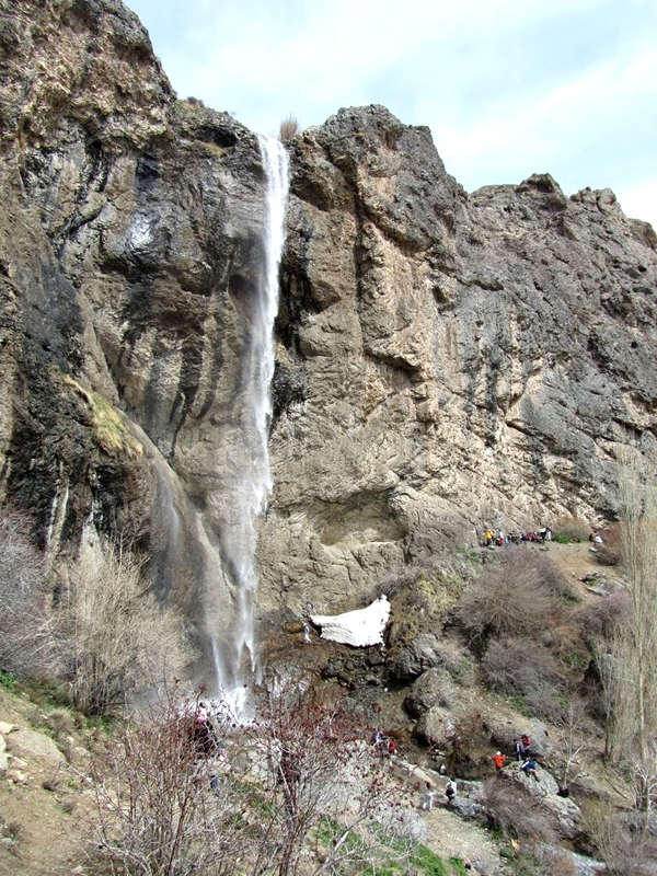 آبشار سنگان grey آبشار سنگان