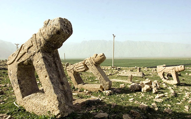 شیر شیرهای سنگی 