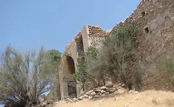 کاروانسرای میان کتل کاروانسرای میان کتل