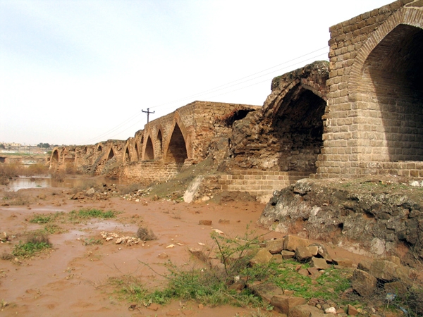 بند قیصر (پل شادروان ) shoshtar بند قیصر (پل شادروان )