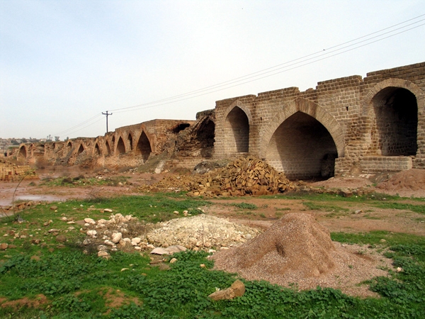 بند قیصر (پل شادروان ) shoshtar_003 بند قیصر (پل شادروان )