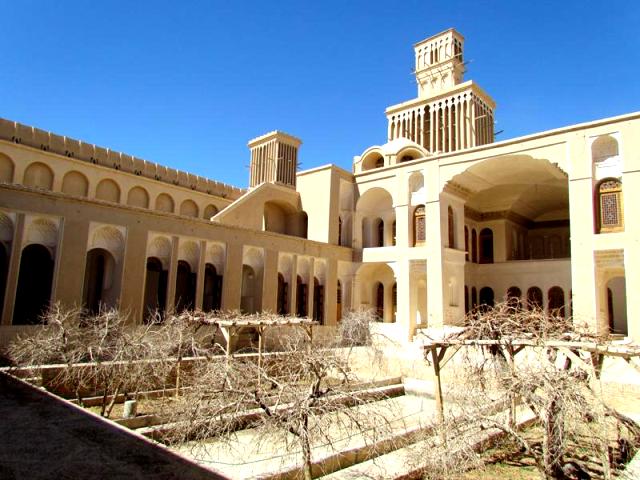 آقازاده 2 خانه آقازاده