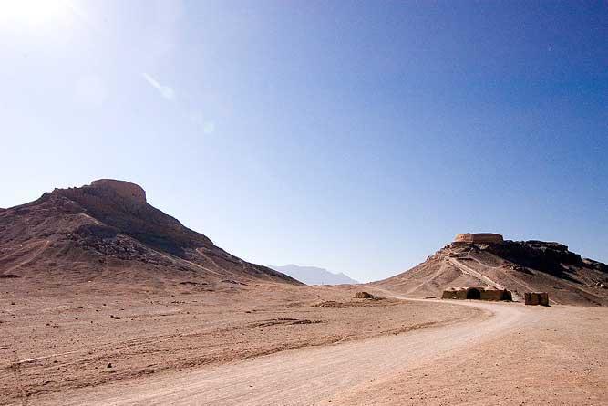 دخمه 2 دخمه زرتشتیان