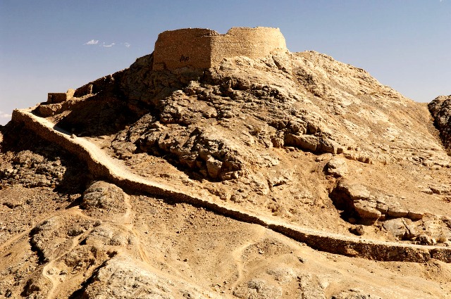 دخمه دخمه زرتشتیان