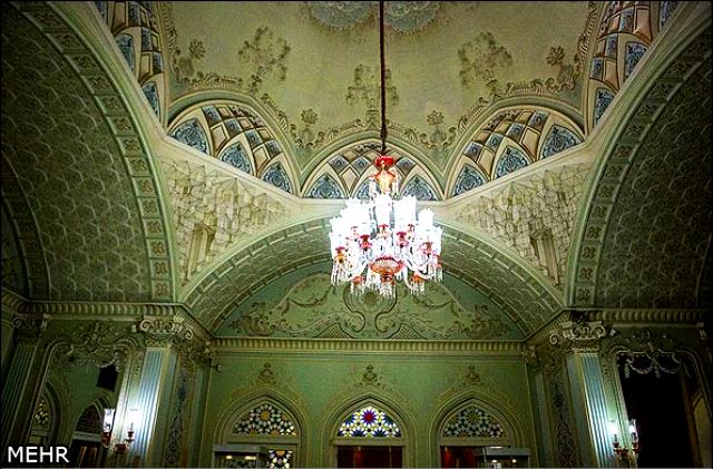 موزه 1 موزه آیینه و روشنایی