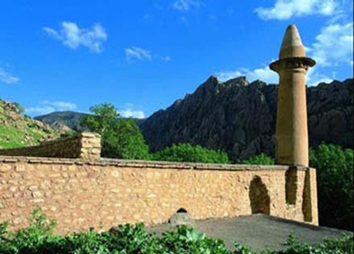 مسجد عبداله بن عمر عبداله بنن عمر مسجد عبداله بن عمر
