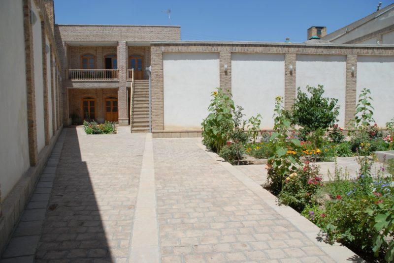 حمام تاریخی خامنه 