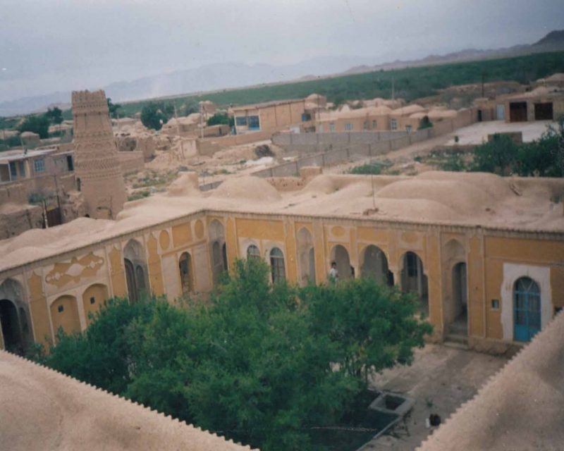 یزدان شهر www.BotiaPatogh.ir یزدان شهر