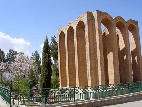 تویسرکان آرامگاه رضی الدین آرتیمانی7 تویسرکان