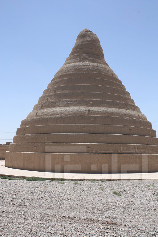 _یخچال-خشتی-ابرکوه شهر ابرکوه