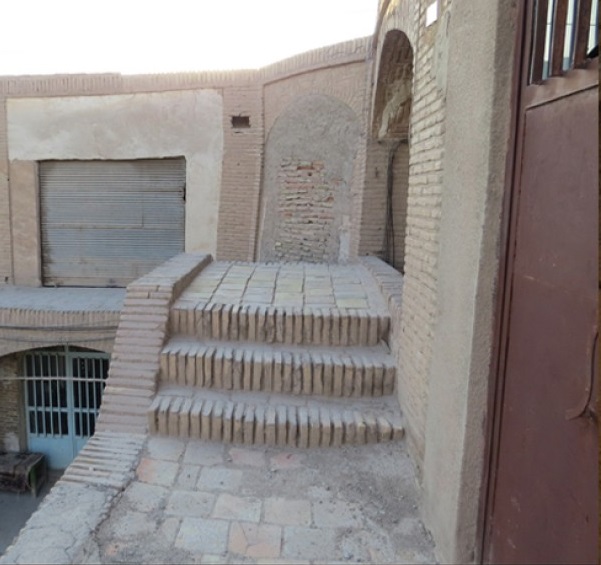 2 کاروانسرای حاج مهدی