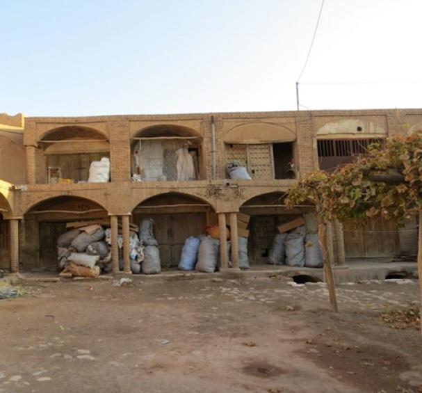5 کاروانسرای حاج مهدی