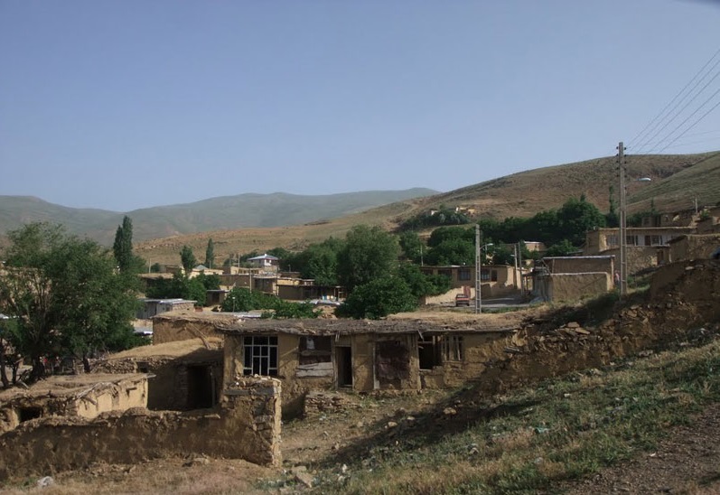 800 آبشار خلشکوه