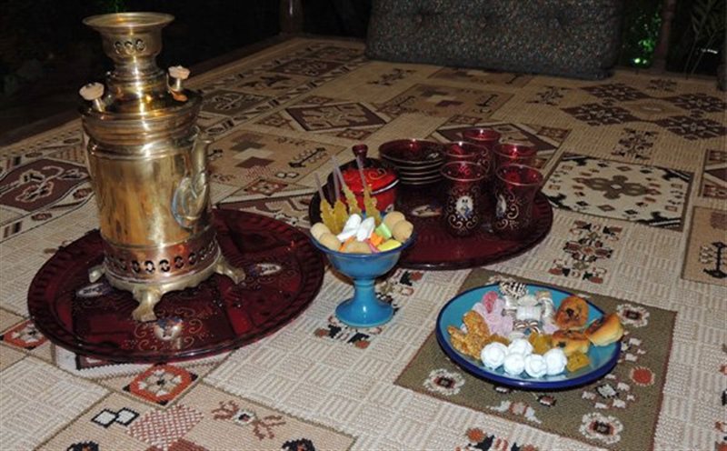 باغچه خان 5 سفره خانه سنتی باغچه خان قم