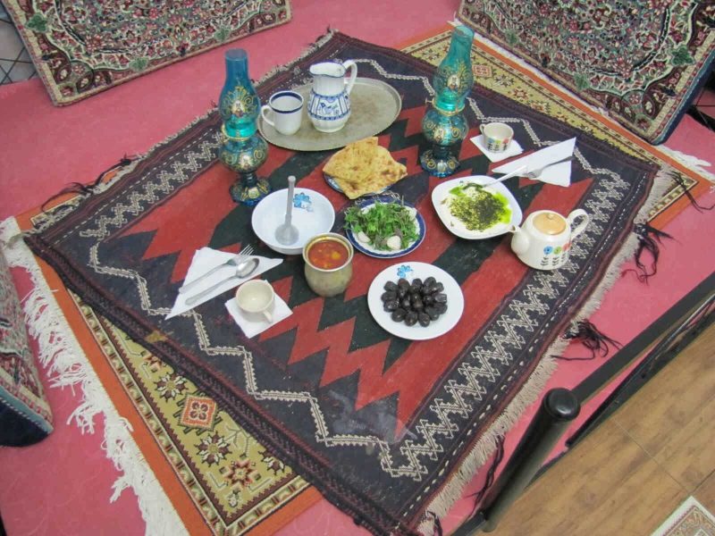 مکث 6 رستوران سنتی مکث کرمان