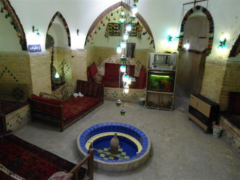 683 سفره خانه یان یان خرمدره
