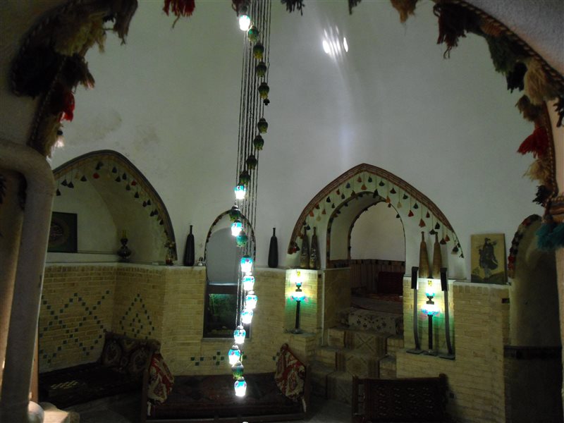 687 سفره خانه یان یان خرمدره