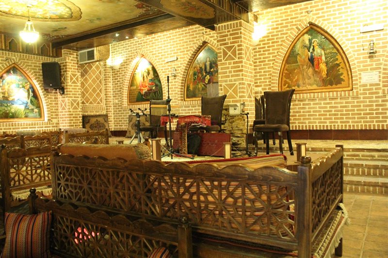 1174 سفره خانه سنتی گلاب تهران