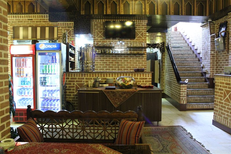 1176 سفره خانه سنتی گلاب تهران