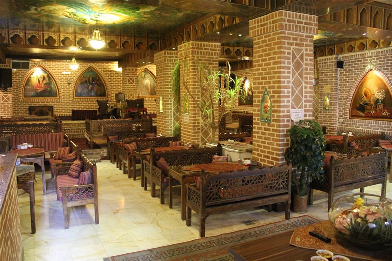 1184 سفره خانه سنتی گلاب تهران