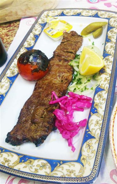  سفره خانه و رستوران سنتی زرتشت زنجان