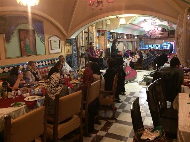 رستوران سنتی دیزی سرا تهران 10-4 رستوران سنتی دیزی سرا تهران