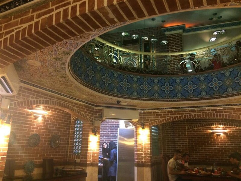 سفره خانه سنتی خانات تهران 4-3 سفره خانه سنتی خانات تهران