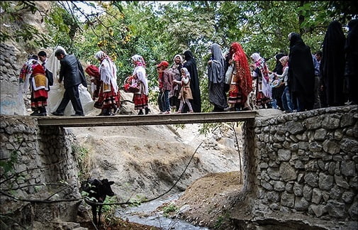 آئین عروسی سنتی در شهرستان کلات سبزوار آئین عروسی سنتی در شهرستان کلات سبزوار