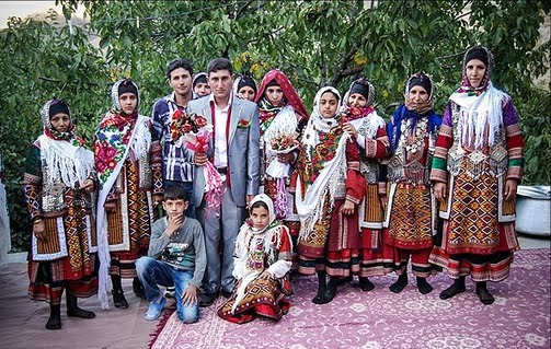 آئین عروسی سنتی در شهرستان کلات سبزوار آئین عروسی سنتی در شهرستان کلات سبزوار