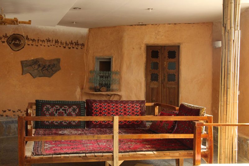  رستوران میترا همدان