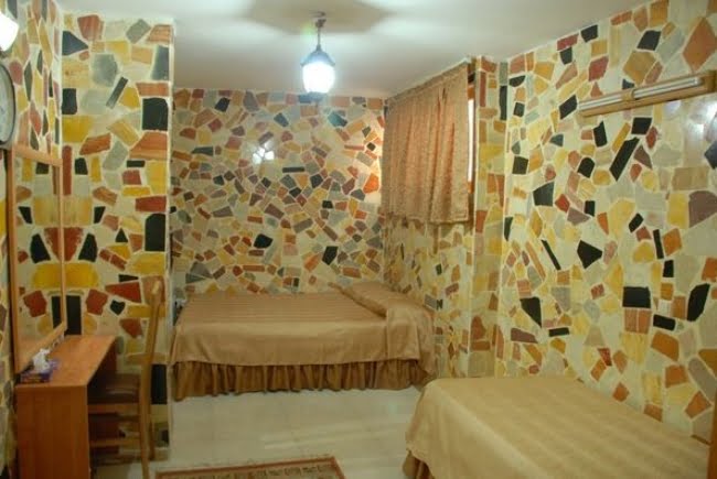  هتل سنتی ابن سینا اصفهان