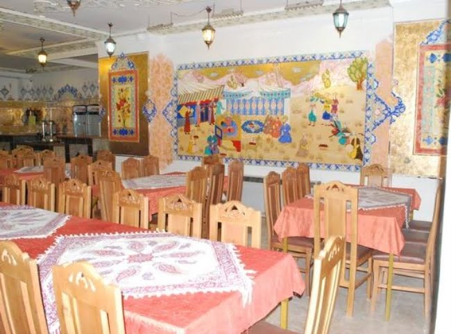  هتل سنتی ابن سینا اصفهان