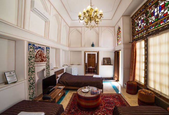  هتل خانه کیانپور اصفهان