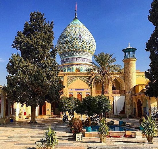  آرامگاه علی بن حمزه (ع)