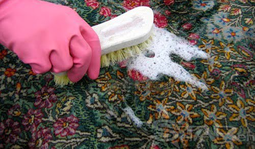  نگهداری فرش دستباف ایرانی