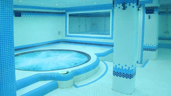  استخر مجموعه ورزشی ارم سعادت تهران