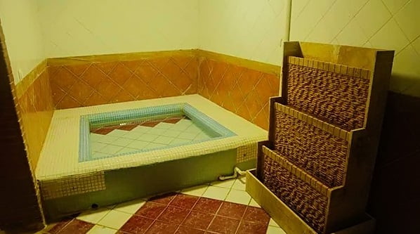  استخر المپیک حیدر بابا تهران