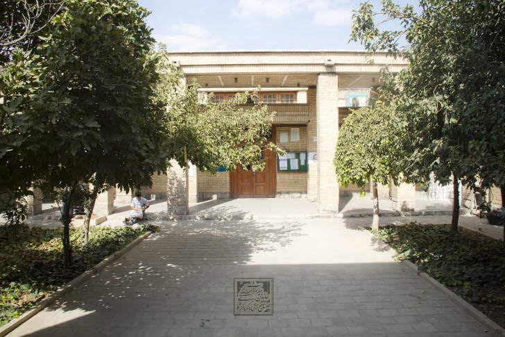  آرامگاه عبد الله خفیف