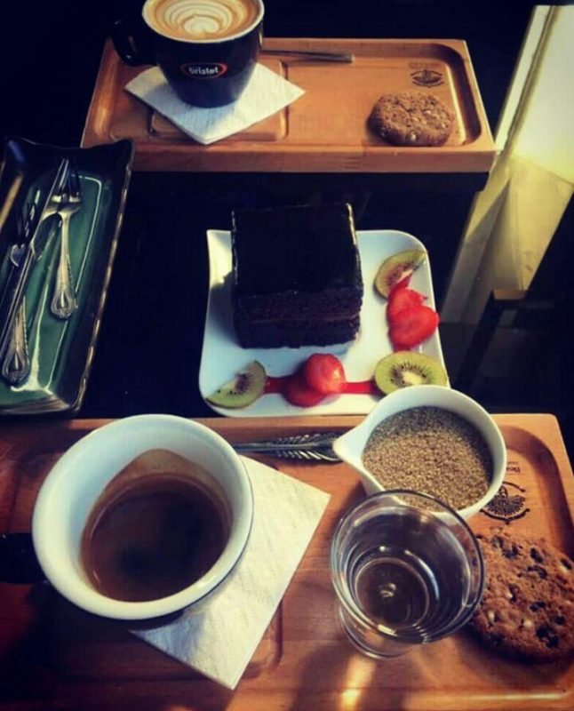  کافه زندگی زیبا تهران
