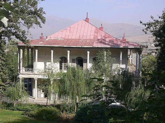  کاخ سرخه حصار