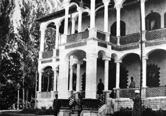  کاخ سرخه حصار
