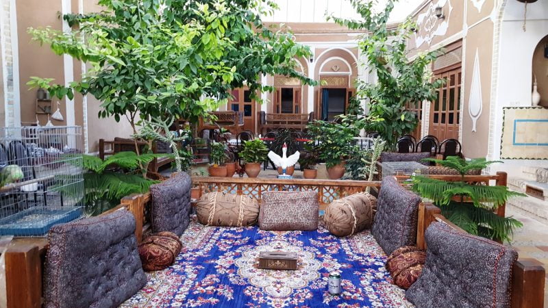 اقامتگاه بومگردی خشت آباد یزد  اقامتگاه بومگردی خشت آباد یزد