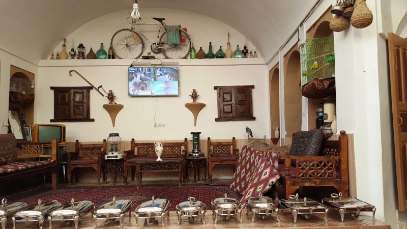 اقامتگاه بومگردی خشت آباد یزد  اقامتگاه بومگردی خشت آباد یزد