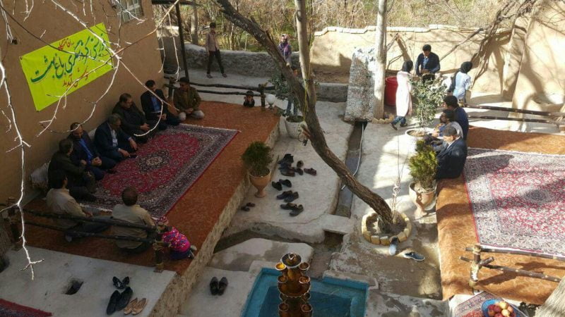 سرای بهشت  اقامتگاه بومگردی سرای بهشت بافق