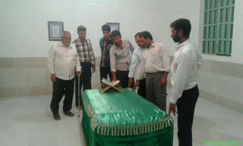 آرامگاه شیخ رجب برسی زواره آرامگاه شیخ رجب برسی زواره