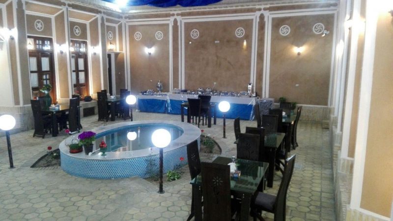 اقامتگاه بوم گردی نقره یزد اقامتگاه بوم گردی نقره یزد