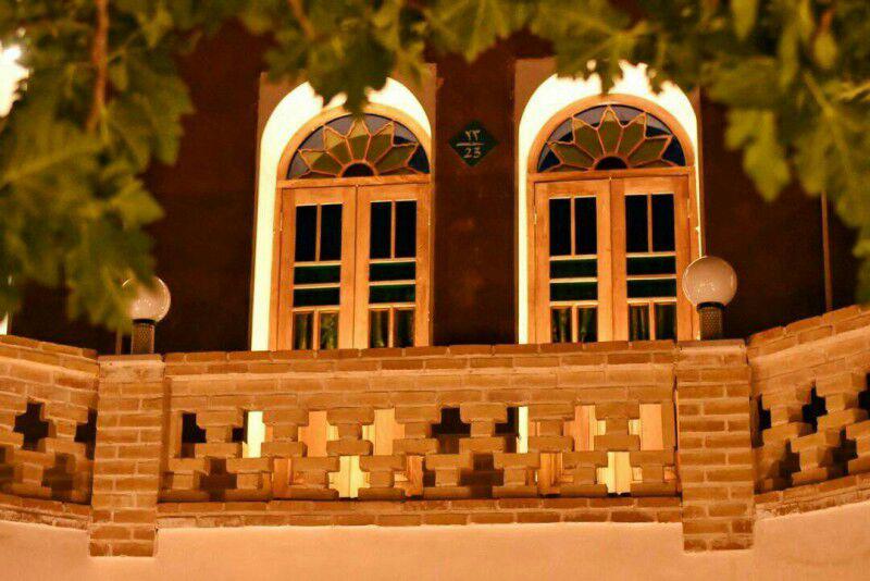 اقامتگاه سنتی ثنا کاشان  اقامتگاه سنتی ثنا کاشان