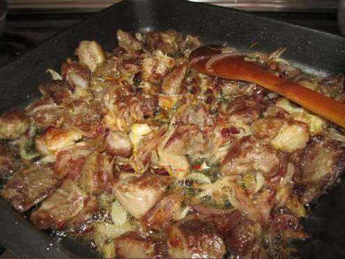 سوزی شورباسی (شوربای تره) تبریز سوزی شورباسی سوزی شورباسی (شوربای تره) تبریز