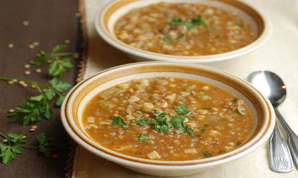 سوزی شورباسی (شوربای تره) تبریز سوزی شورباسی سوزی شورباسی (شوربای تره) تبریز